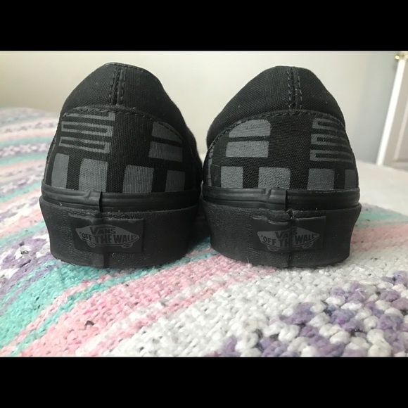 Darth Vader Vans Men's 9.5 Like New - Picture 5 of 8